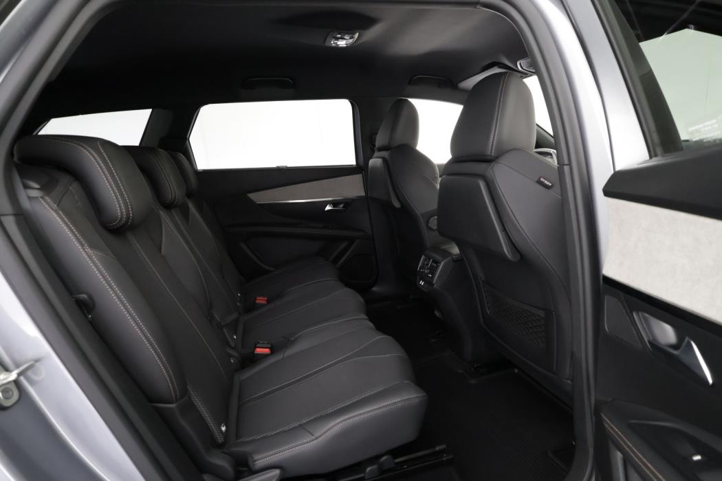 PEUGEOT 5008 2024