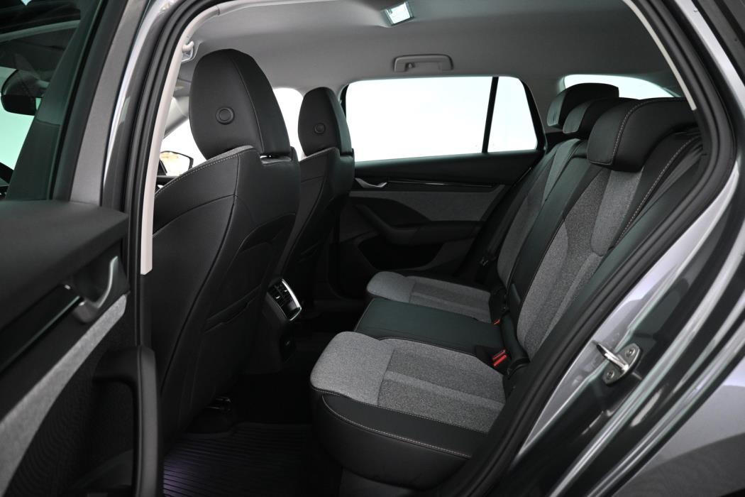 SKODA Octavia 2025
