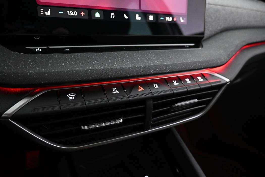SKODA Octavia 2025