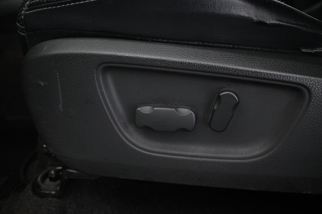 MITSUBISHI L200 2016