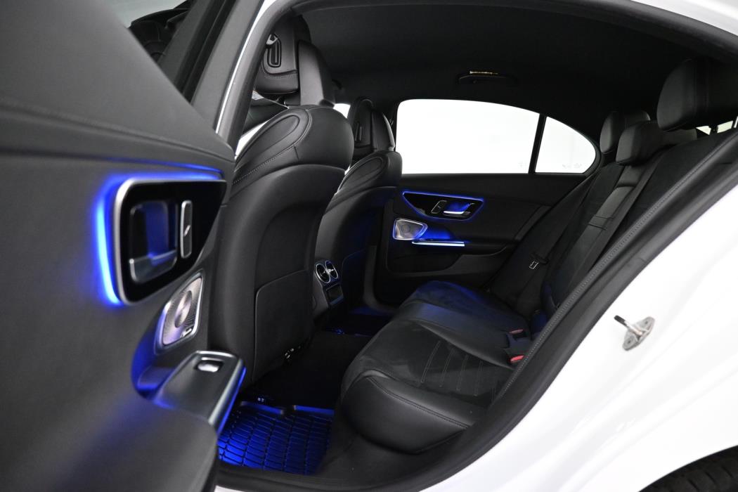 MERCEDES-BENZ C 2023