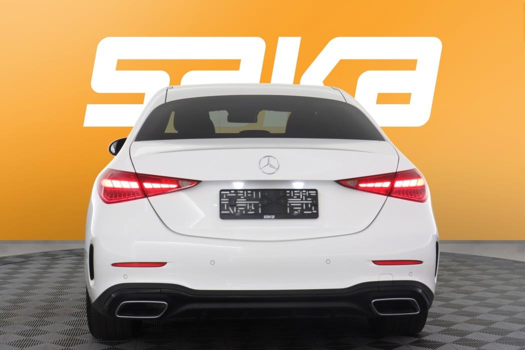 MERCEDES-BENZ C 2023