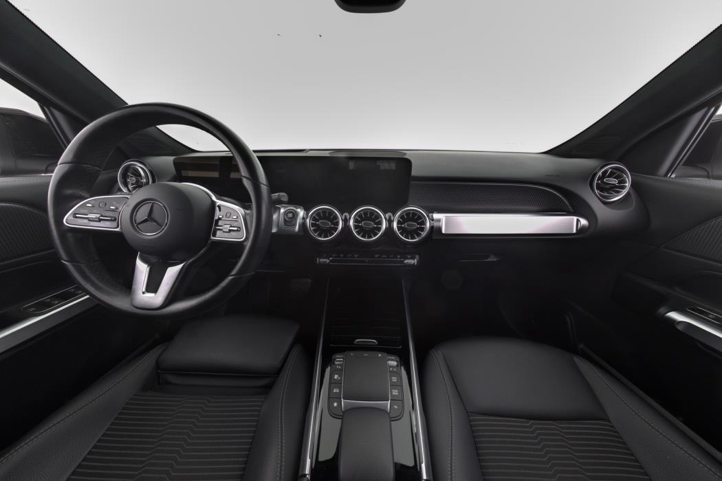MERCEDES-BENZ EQB 2023