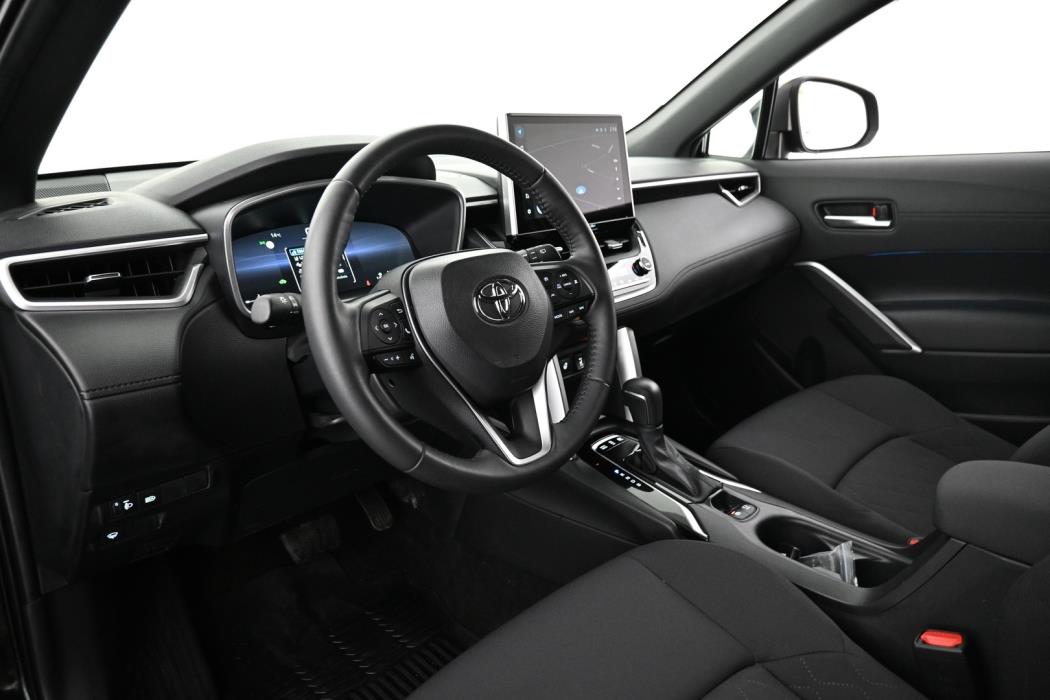 TOYOTA Corolla Cross 2024