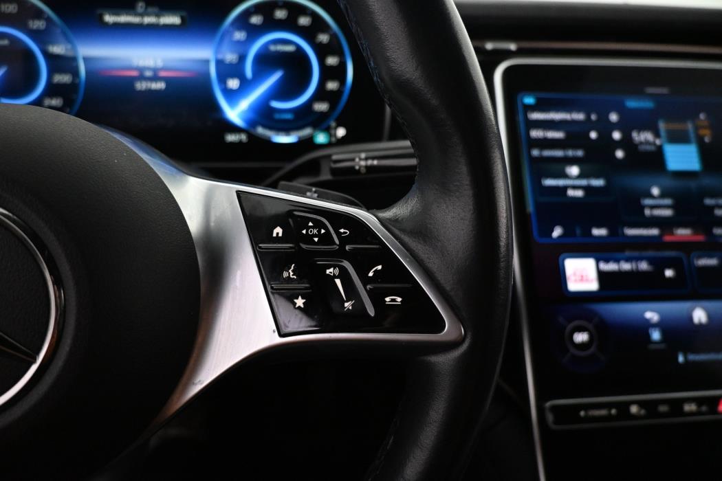 MERCEDES-BENZ EQE 2023