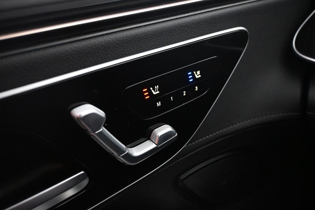 MERCEDES-BENZ EQE 2023