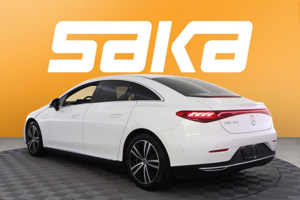 MERCEDES-BENZ EQE 2023