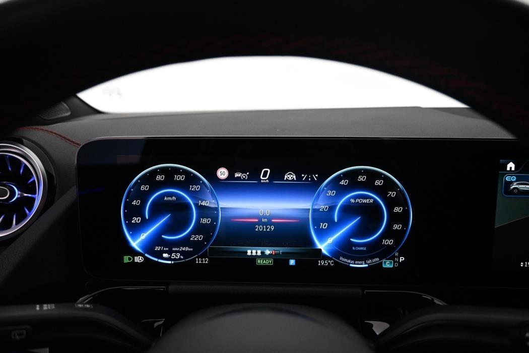 MERCEDES-BENZ EQA 2025