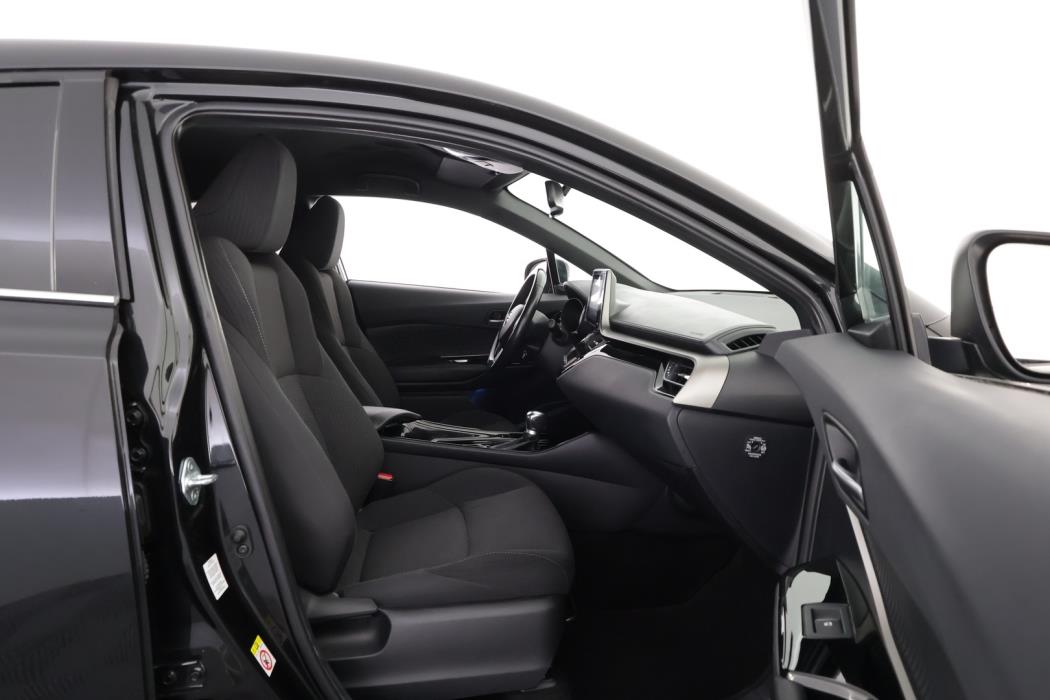 TOYOTA C-HR 2018