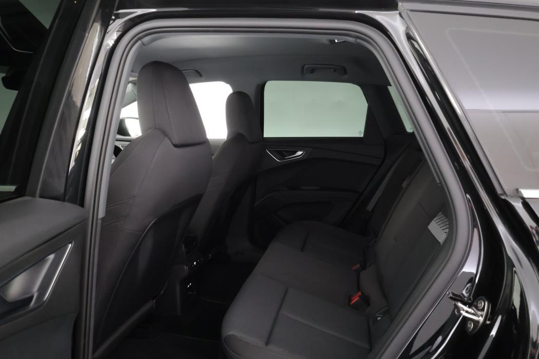 AUDI Q4 e-tron 2023