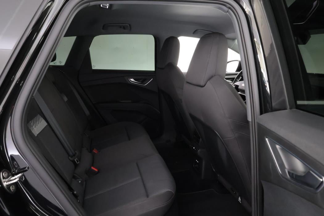 AUDI Q4 e-tron 2023