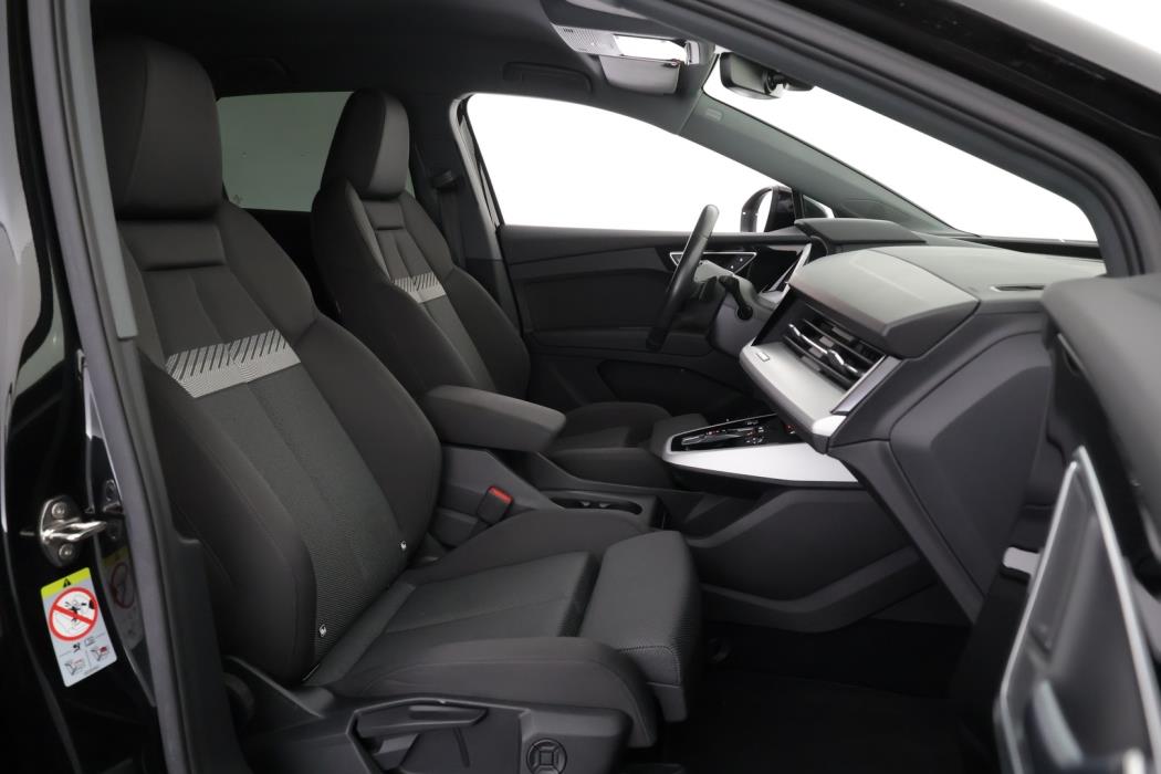 AUDI Q4 e-tron 2023