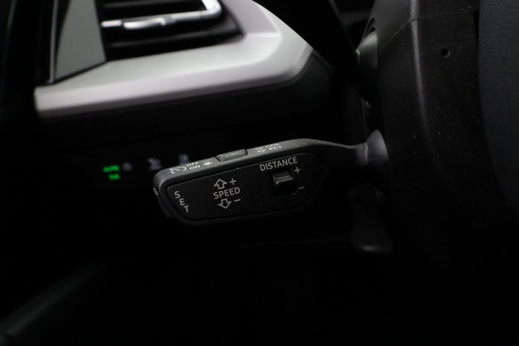 AUDI Q4 e-tron 2023