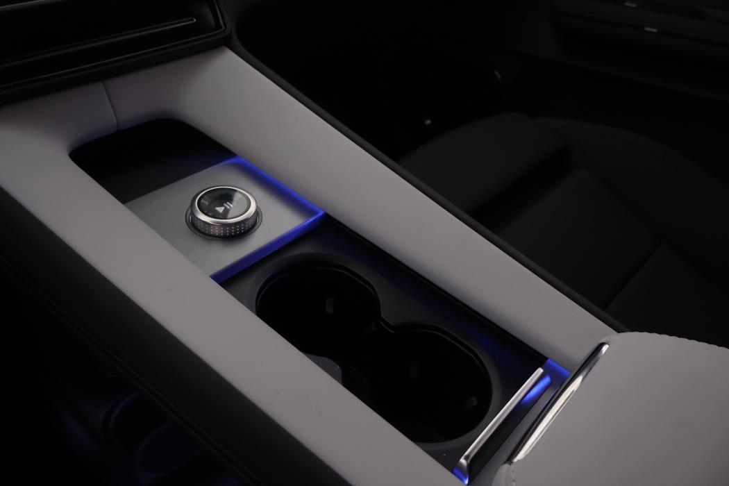 POLESTAR 4 2026