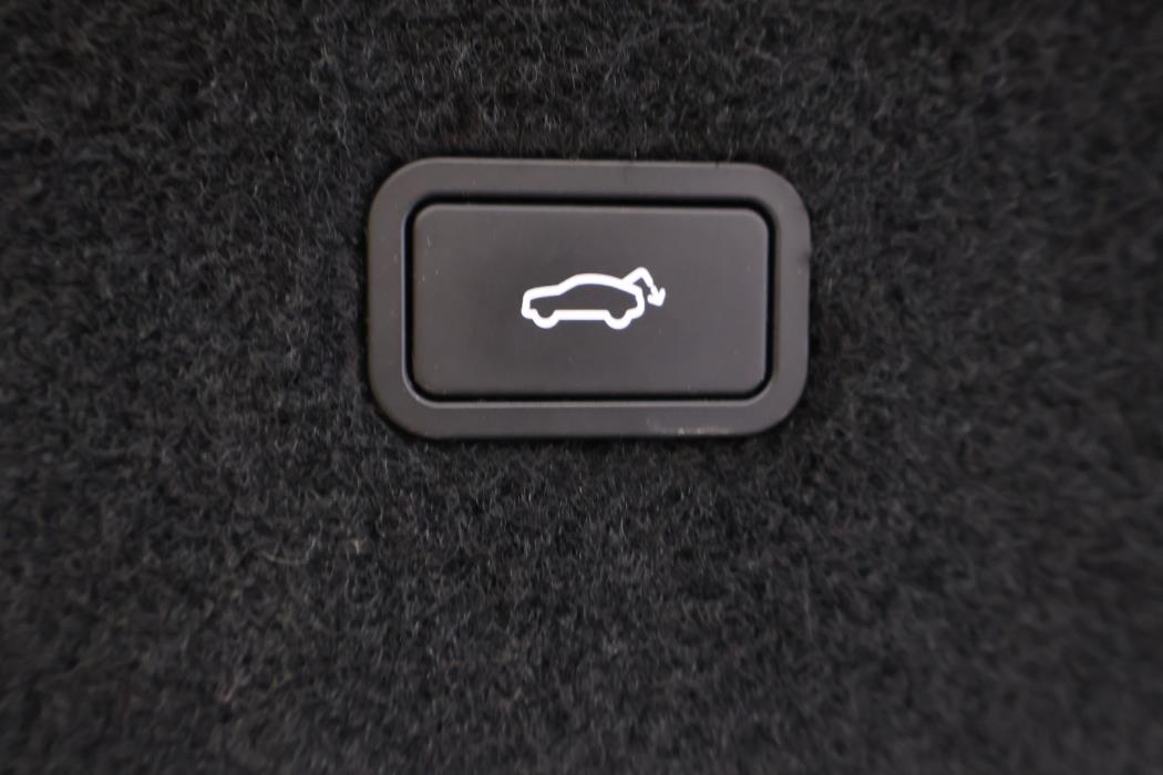 POLESTAR 4 2026