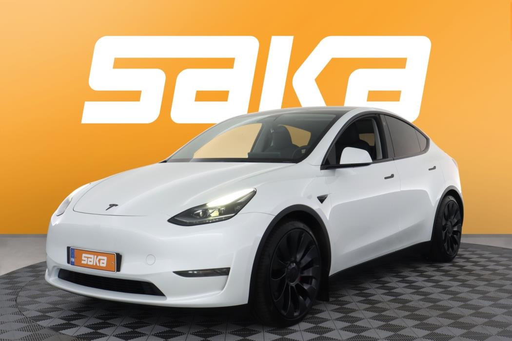 TESLA Model Y 2023