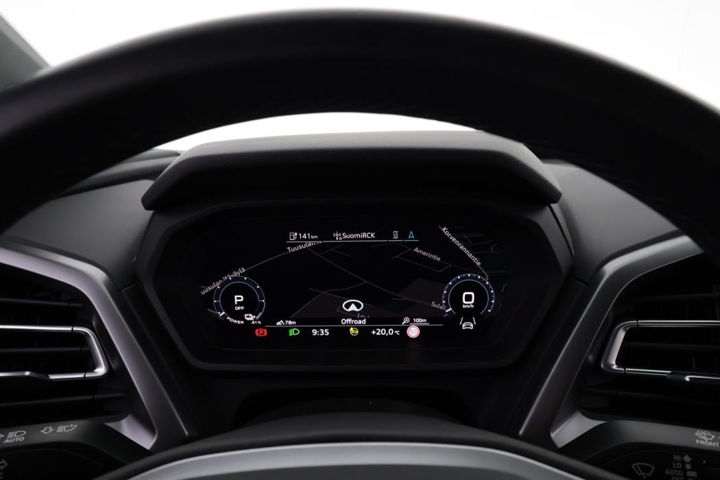 AUDI Q4 e-tron 2022