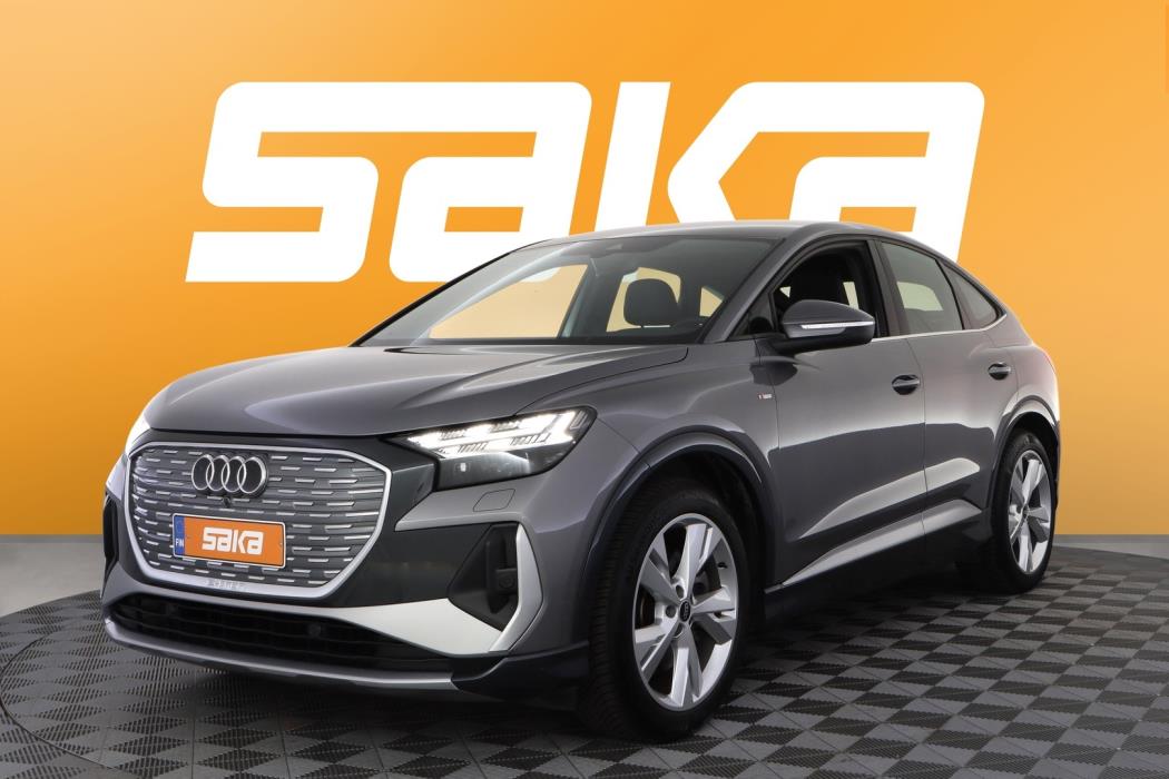 AUDI Q4 e-tron 2022