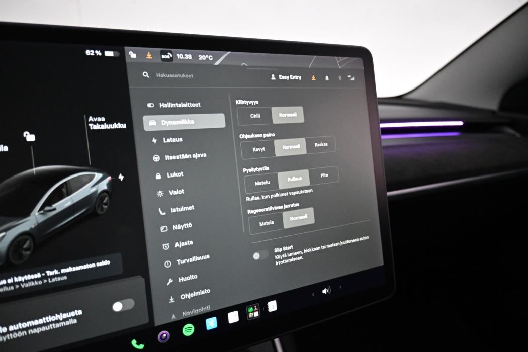 TESLA Model 3 2020
