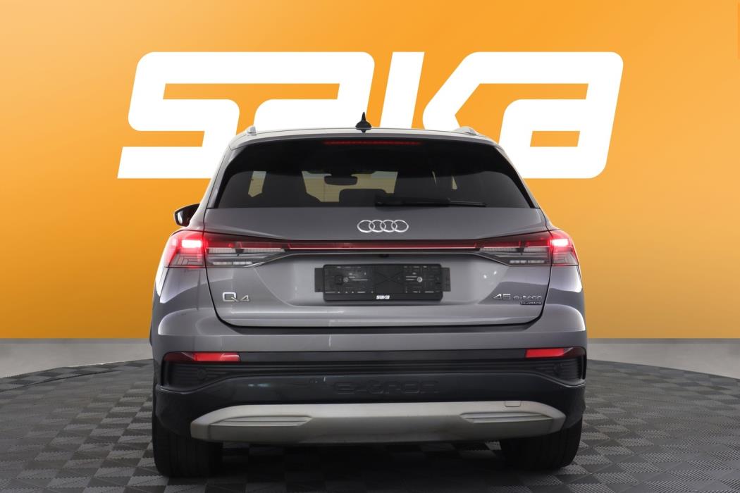 AUDI Q4 e-tron 2023