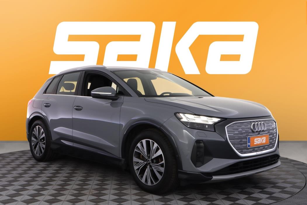 AUDI Q4 e-tron 2022