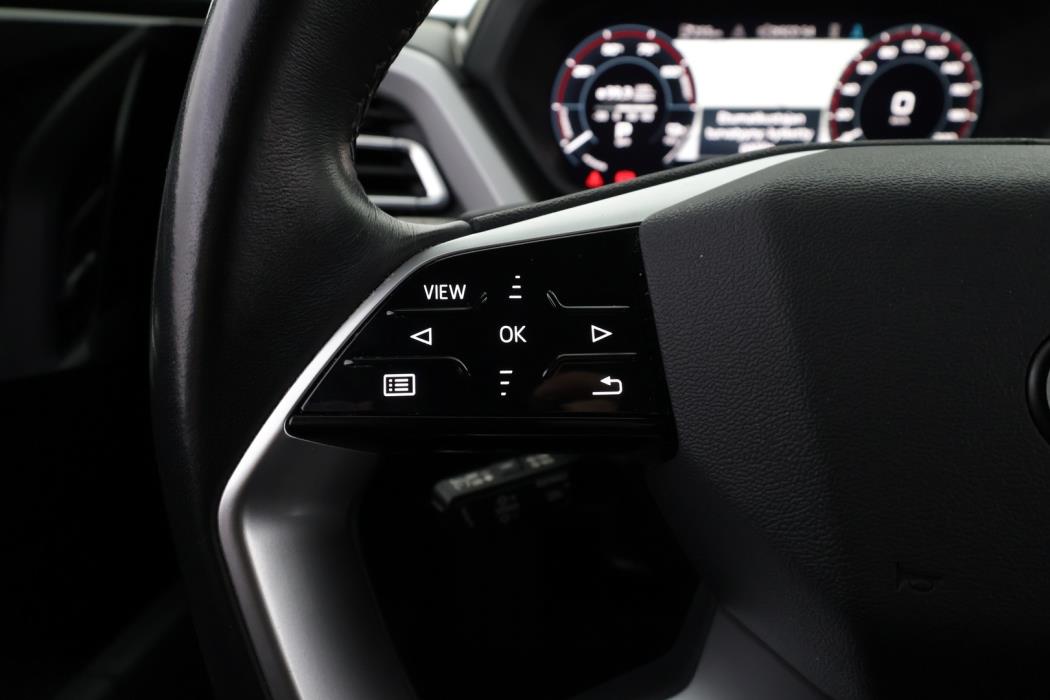 AUDI Q4 e-tron 2022