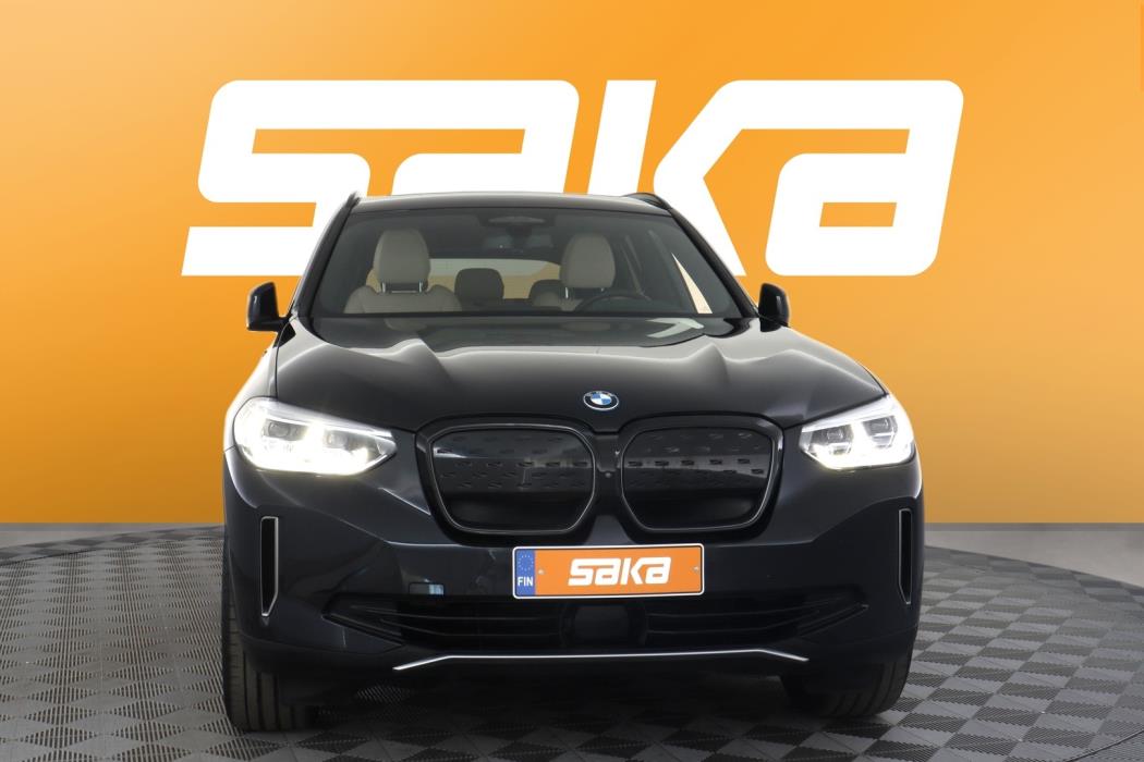 BMW iX3 2021