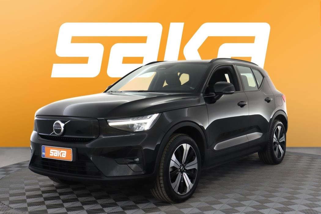 VOLVO XC40 2023