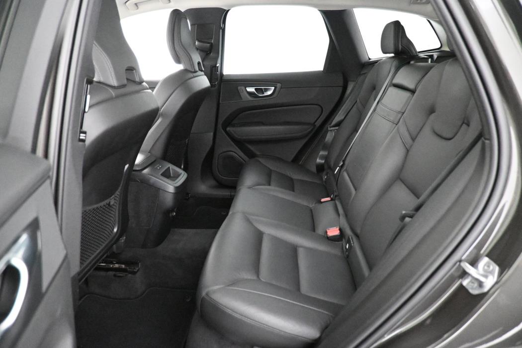 VOLVO XC60 2020