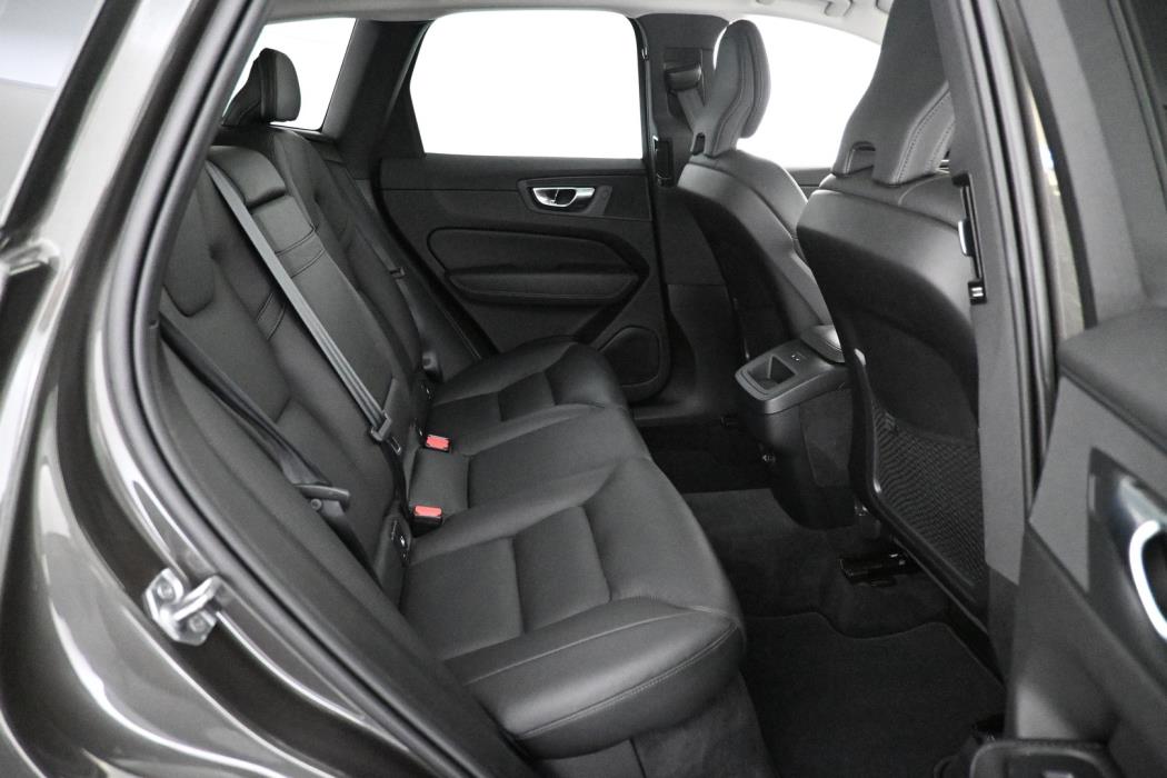 VOLVO XC60 2020