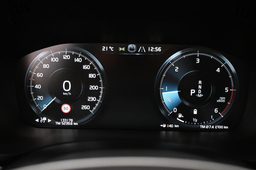 VOLVO XC60 2020