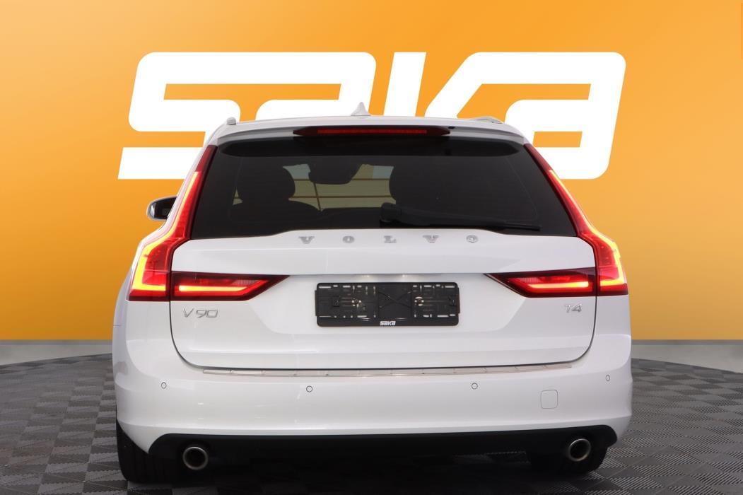 VOLVO V90 2018