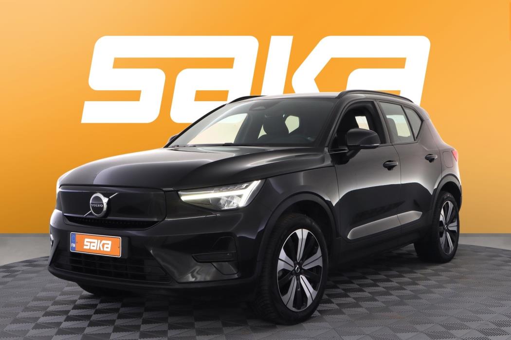 VOLVO XC40 2023