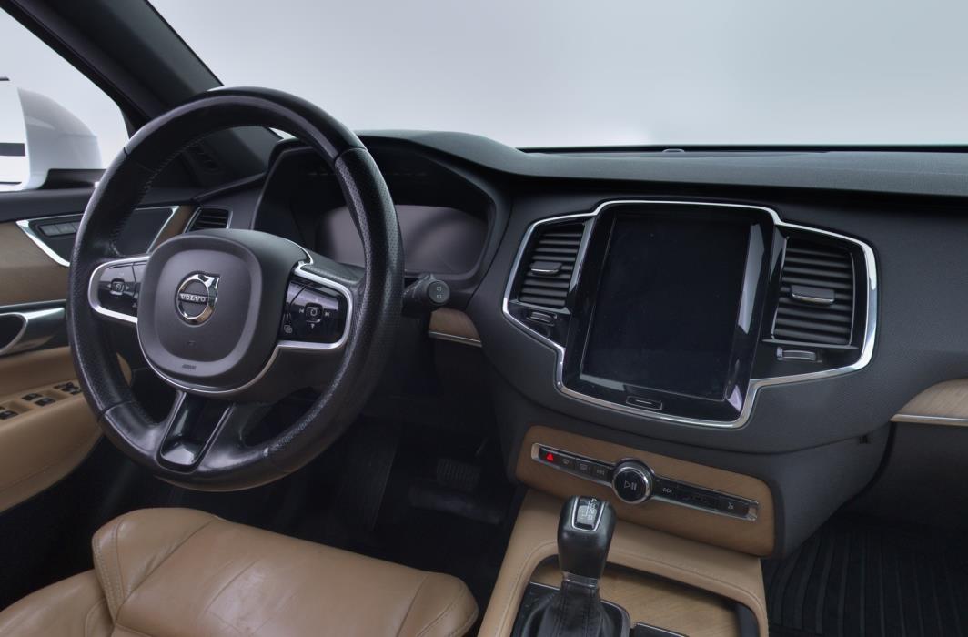 VOLVO XC90 2018