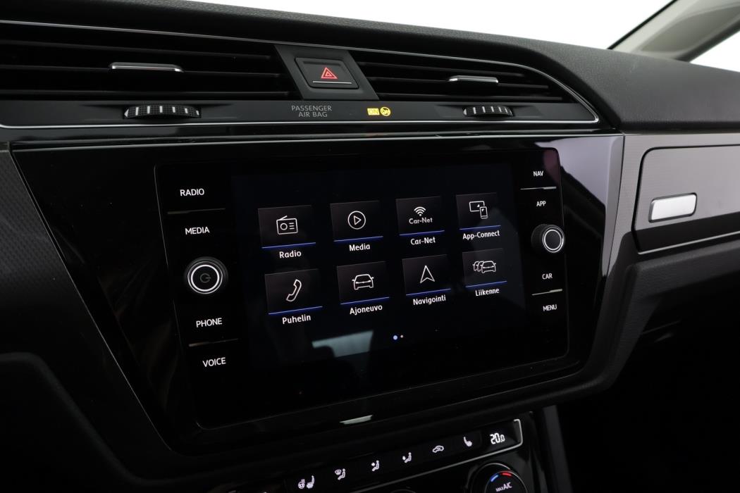 VOLKSWAGEN Touran 2019