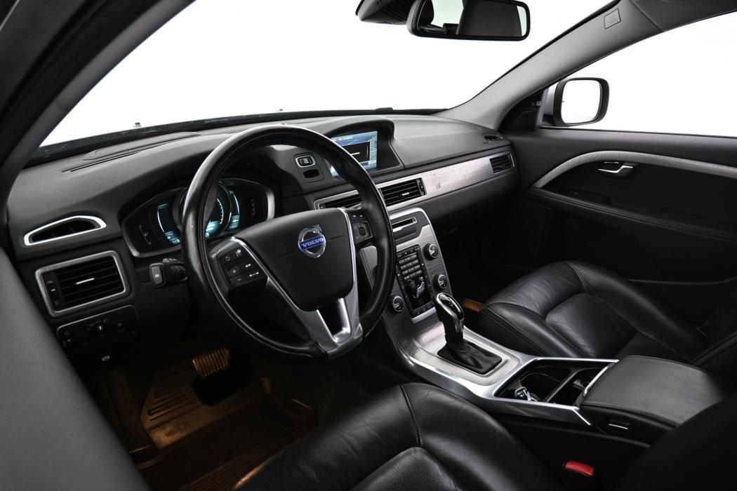VOLVO XC70 2014