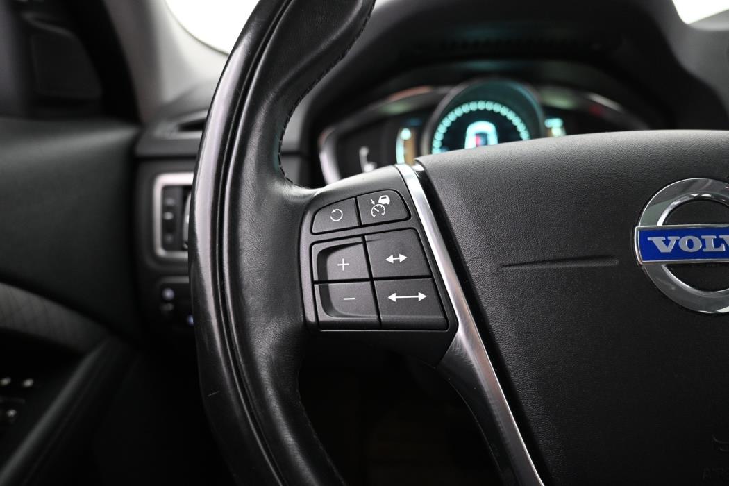 VOLVO XC70 2014