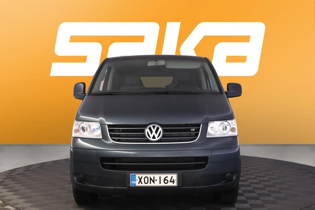 VOLKSWAGEN Multivan 2004