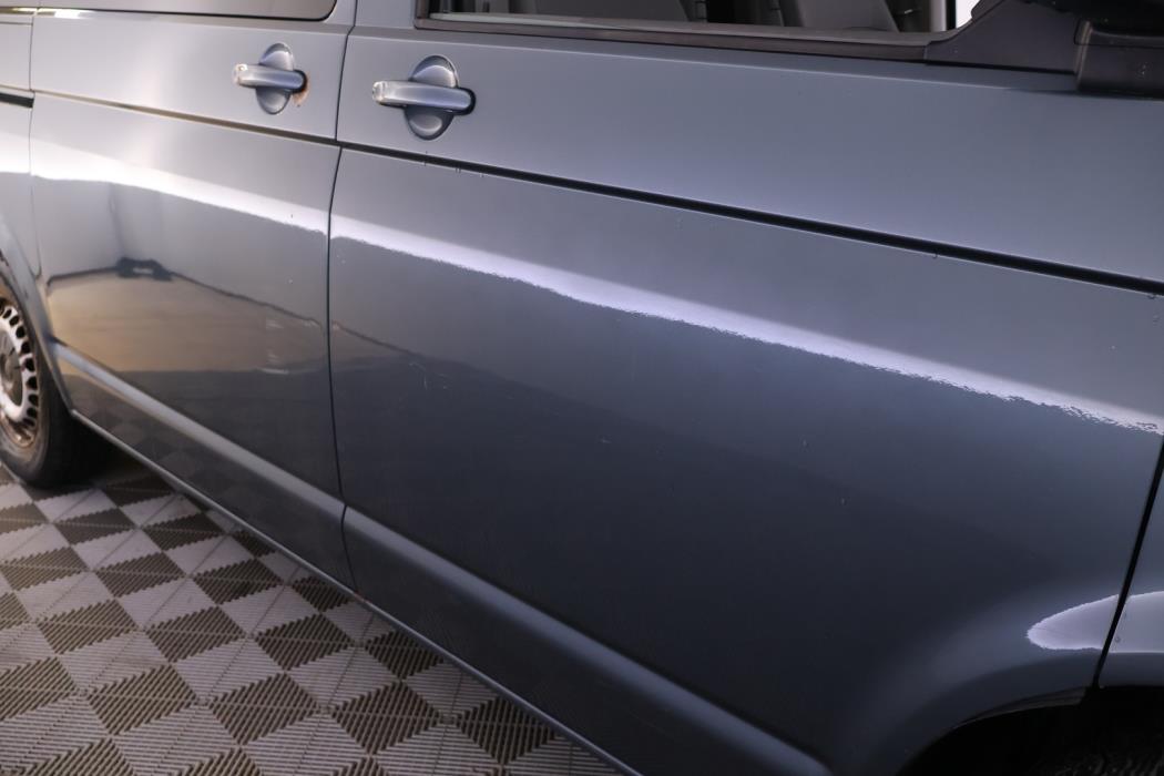 VOLKSWAGEN Multivan 2004