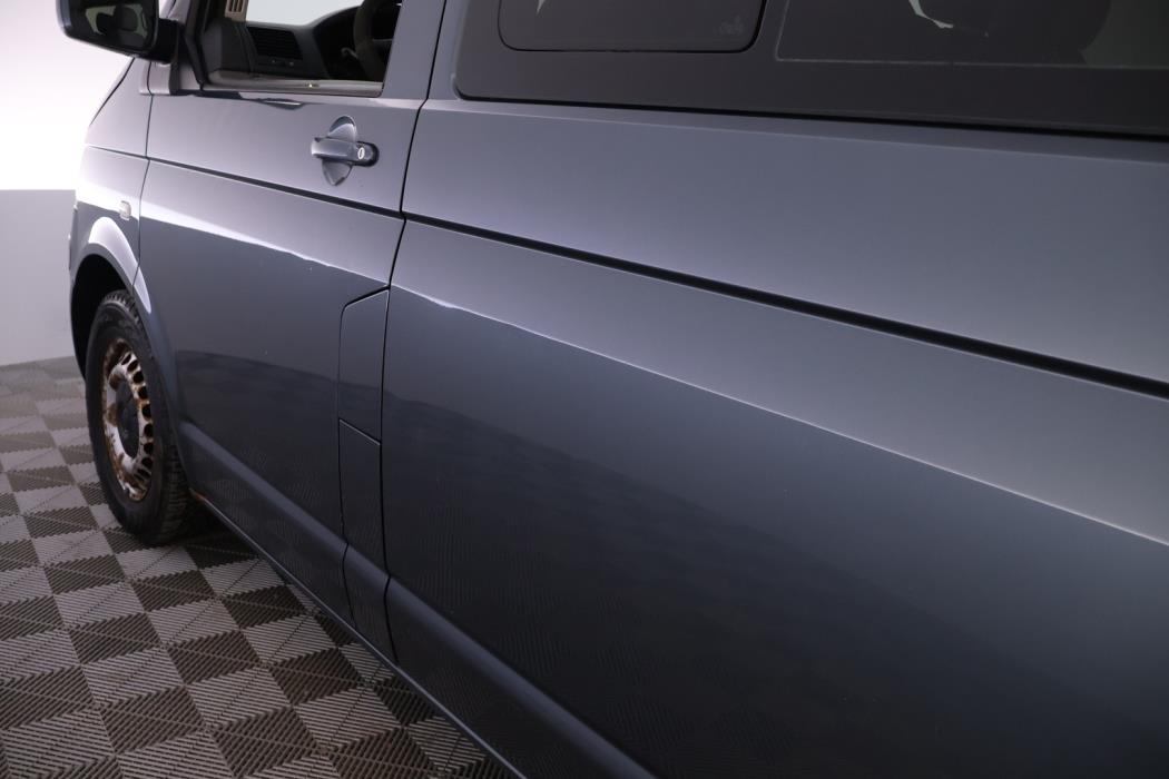 VOLKSWAGEN Multivan 2004