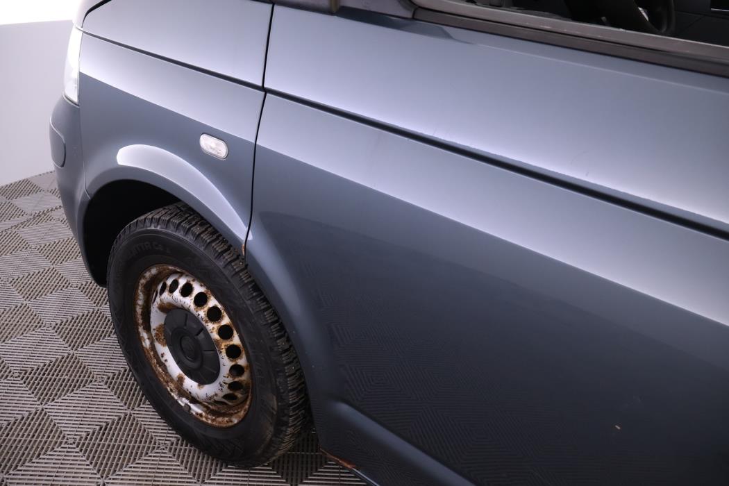 VOLKSWAGEN Multivan 2004