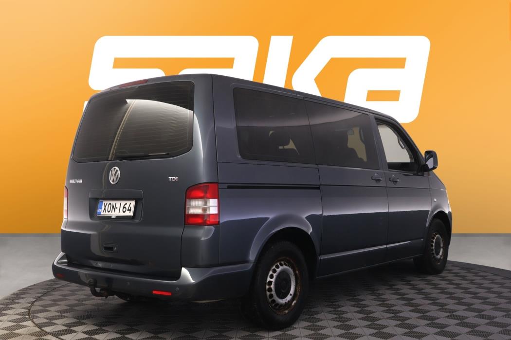 VOLKSWAGEN Multivan 2004