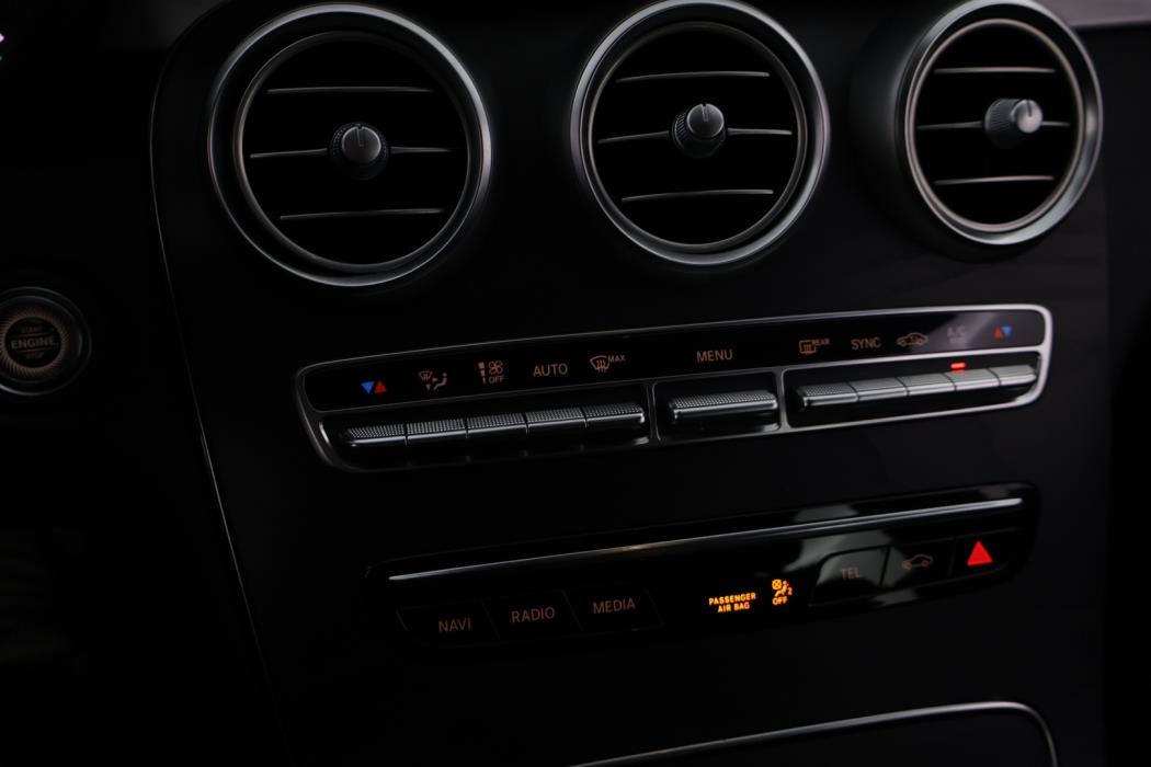 MERCEDES-BENZ C 2018