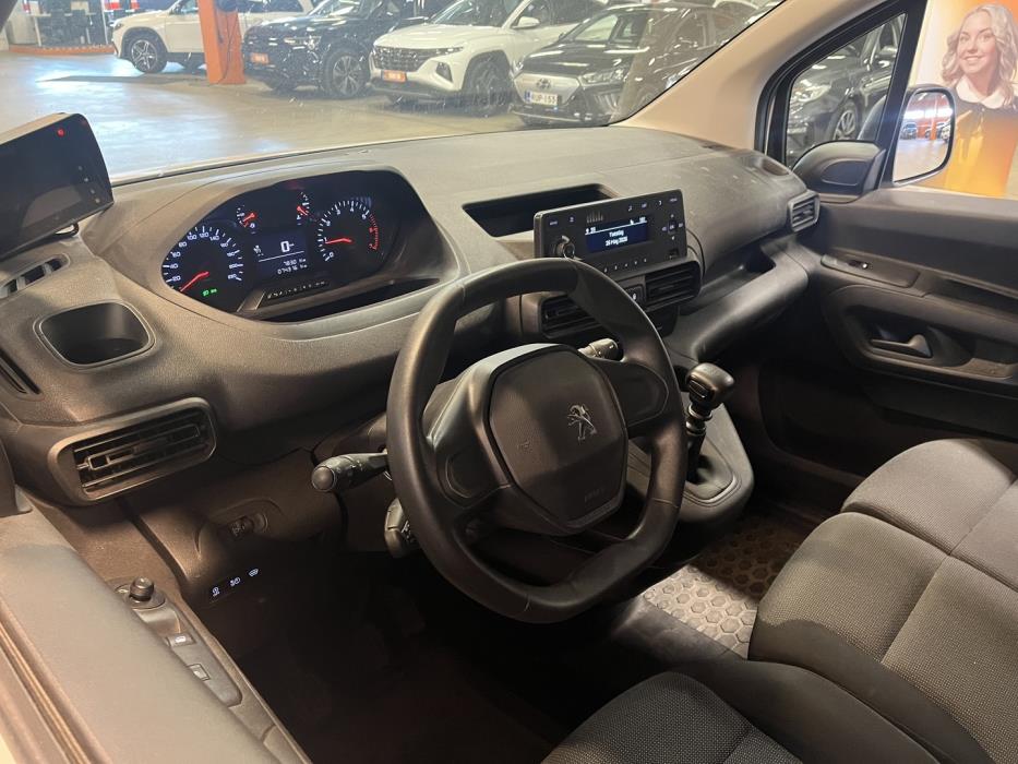PEUGEOT Partner 2023