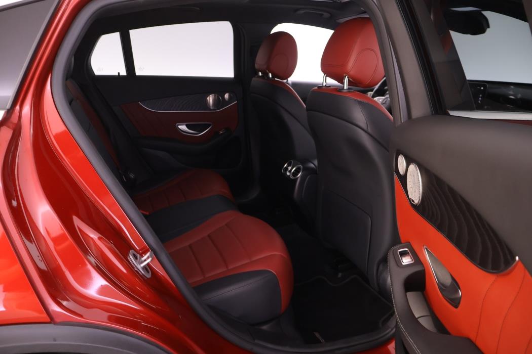MERCEDES-BENZ GLC 2021