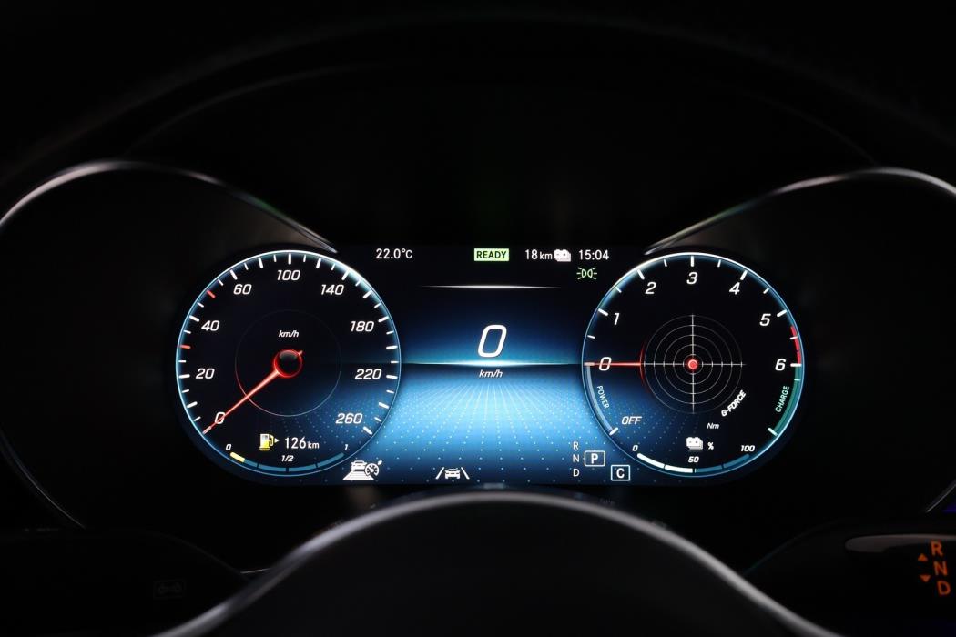 MERCEDES-BENZ GLC 2021