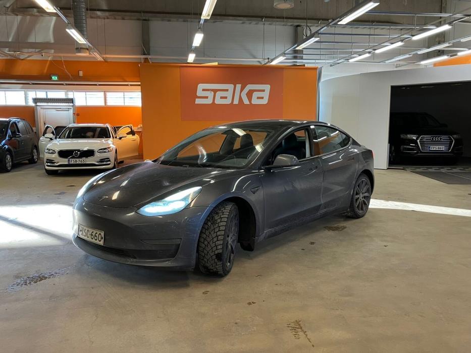 TESLA Model 3 2021