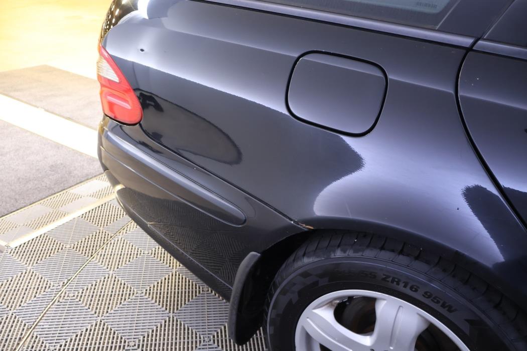 MERCEDES-BENZ E 2009