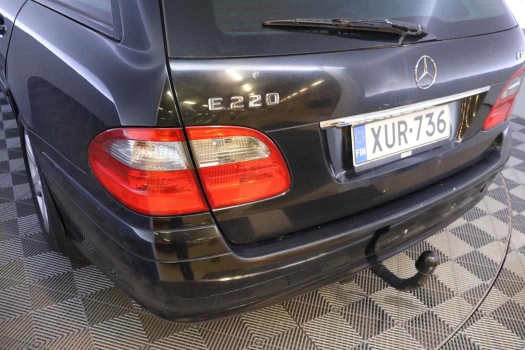 MERCEDES-BENZ E 2009
