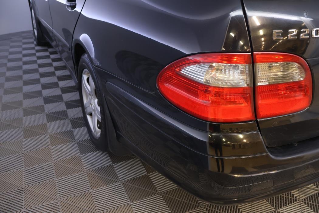 MERCEDES-BENZ E 2009